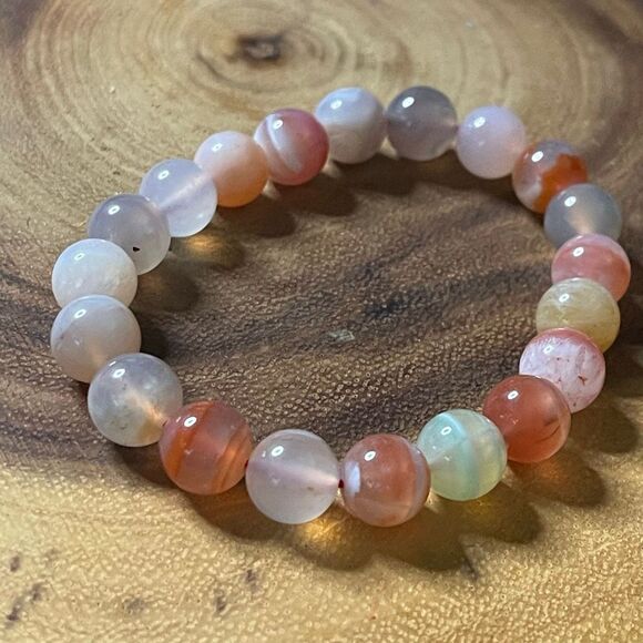 Yuan yuan Agate bracelet striped layers light rainbow colors stretch 10mm 7.5” n - Picture 4 of 7